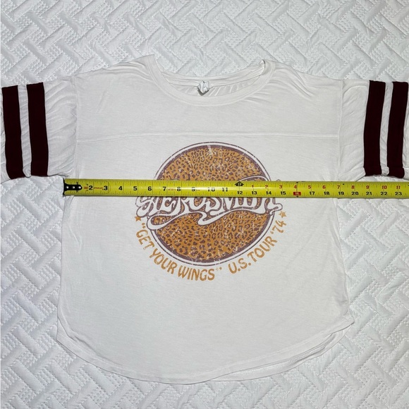 Aerosmith "Get Your Wings" U.S. Tour '74 boyfriend t-shirt size XS women’s - Picture 4 of 7